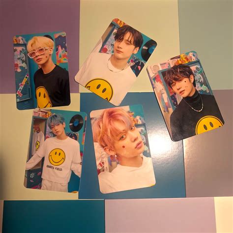 TXT TOMORROW X TOGETHER Minisode1 : Blue Hour Album (VR Version) CD+Poster+Photobook+Paper Sticker+Lyric Paper+Behind Book+Photocard+Postcard+(Extra 4 Photocards) 4.8 out of 5 stars 43 2 offers from £23.00